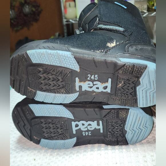 HEAD EUC MENS SZ 6 SNOWBOARDING BOOTS.
